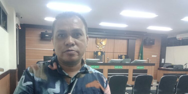 Kalah Jumlah Dari Kuasa Hukum Tergugat, Afrizal : Demi Penambang Kami Tak Gentar