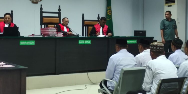 Sidang 35 Tersangka Unras 21 September,1 Orang Berhalangan Hadir