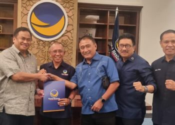 Rahmat Gobel Serahkan B1 KWK, Alwin : Bukti Restu NasDem Dan Rahmat Gobel Untuk Paket SIAP