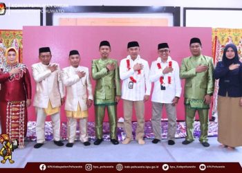 Pilkada Pohuwato,Dua Bapaslon Memenuhi Syarat Administrasi