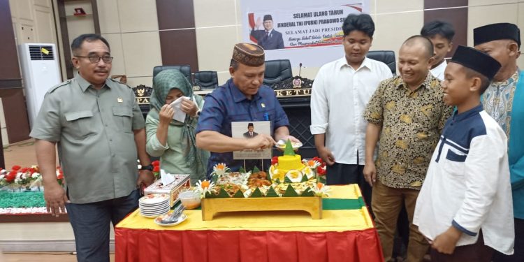 DPRD Pohuwato Rayakan Ulang Tahun Presiden Terpilih Prabowo Subianto Ke 73, Beni Nento Titip Harapan Rakyat