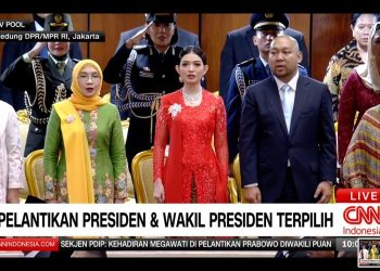 Pesona Kebaya Merah Selvi Ananda di Pelantikan Prabowo-Gibran