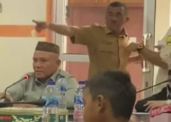 Beni Nento Sesalkan Sikap Kadis DLH Sumitro Monoarfa Yang Marah – Marah Dan Mengeluarkan Kata Makian Saat Rapat