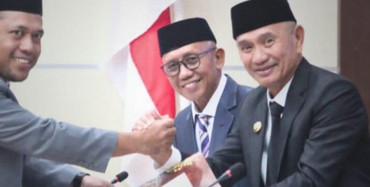 POKIR DPRD Pohuwato Di Paripurnakan Dan Diserahkan Ke Pemerintah Daerah