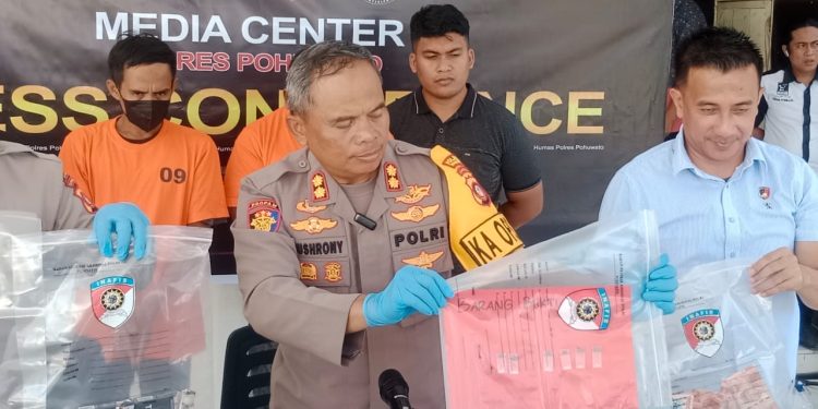 Polres Pohuwato Berhasil Gagalkan Peredaran Sabu,Dua Orang Pelaku Ditangkap Dan Satu Orang Masuk DPO