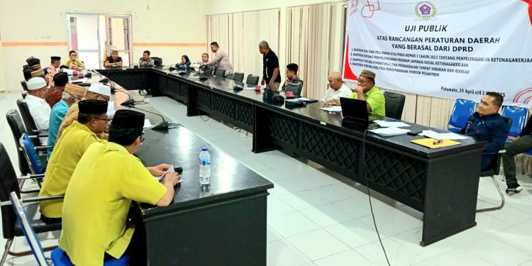 Bahas Ranperda Pengaturan, Pengendalian Tempat Hiburan dan Rekreasi,Komisi Fatwa MUI Pohuwato Sarankan Tutup Yang Berbau Prostitusi