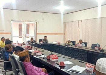 Bahas Ranperda Pengendalian Tempat Hiburan Malam, DPRD Dengarkan Masukan Dan Saran Tokoh Agama dan Adat