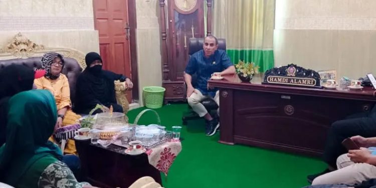 Didatangi Penambang, Ini Yang Disampaikan Hamdi Alamri!