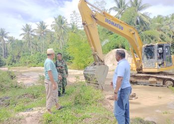 YR Team Kerahkan Alat Berat Normalisasi Bantaran Sungai Dengilo