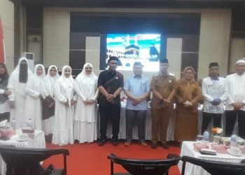 ASN DPRD Pohuwato Berangkat,Setwan Gelar Doa Bersama