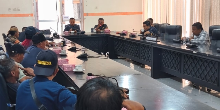 DPRD Pohuwato Audiens Bersama Penambang Lokal, Kerusakan Talang Jadi Aspirasi Utama